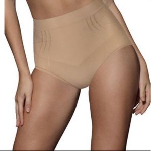 Bali 2 Pack Comfort Revolution Brief Sz M …